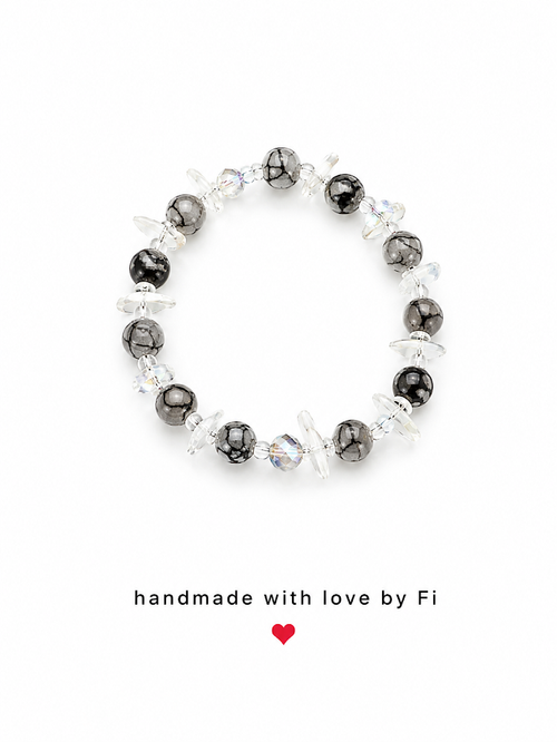 Black and grey crackle agate and clear quartz crystal point chip stretch bracelet handmade by Fi