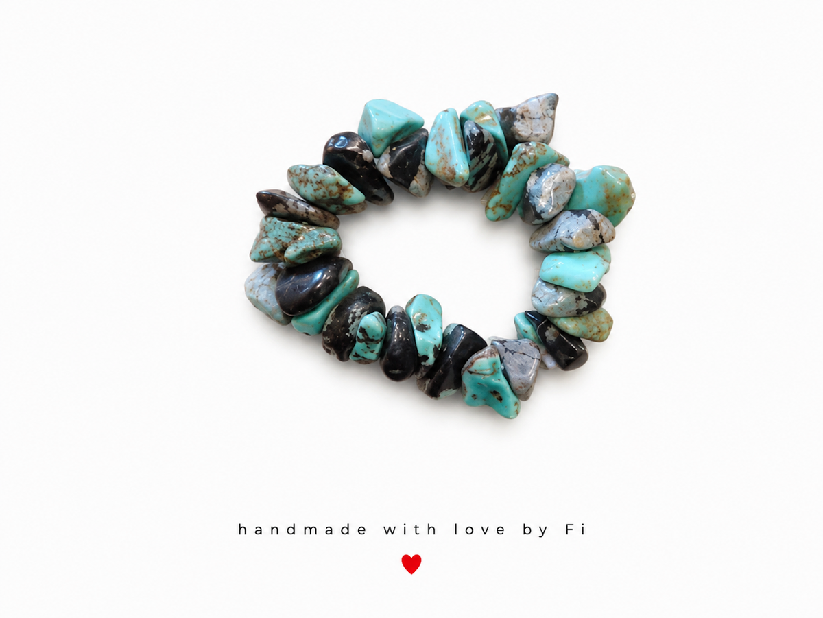 Turquoise and black onyx chunky chip bracelet with natural matrix veining handmade by Fi
