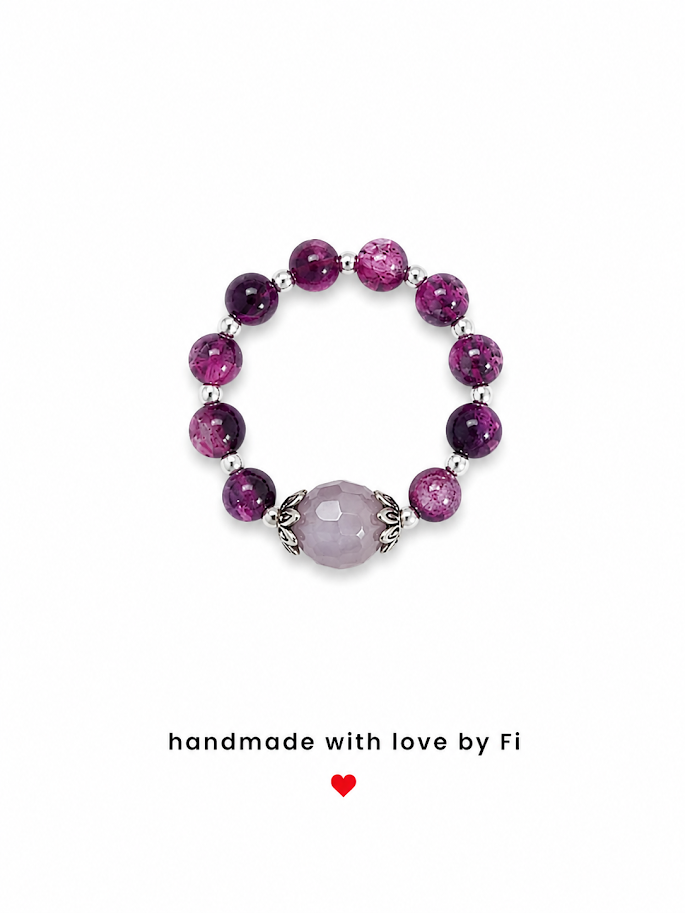 Purple crackle agate and amethyst stretch ring with lavender chalcedony centrepiece handmade by Fi
